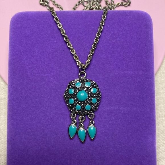 💛 Silver Tone Faux Turquoise Dream Catcher Necklace - Picture 1 of 4